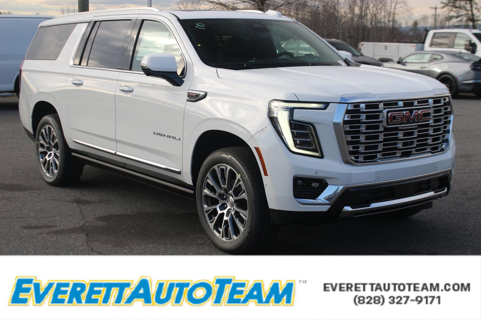 New 2026 GMC Yukon XL Denali w/ Sun & Power Step Package image 1