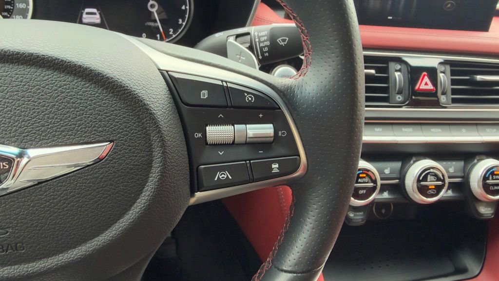 Used 2023 Genesis G70 2.0T w/ Sport Prestige Package RWD image 11
