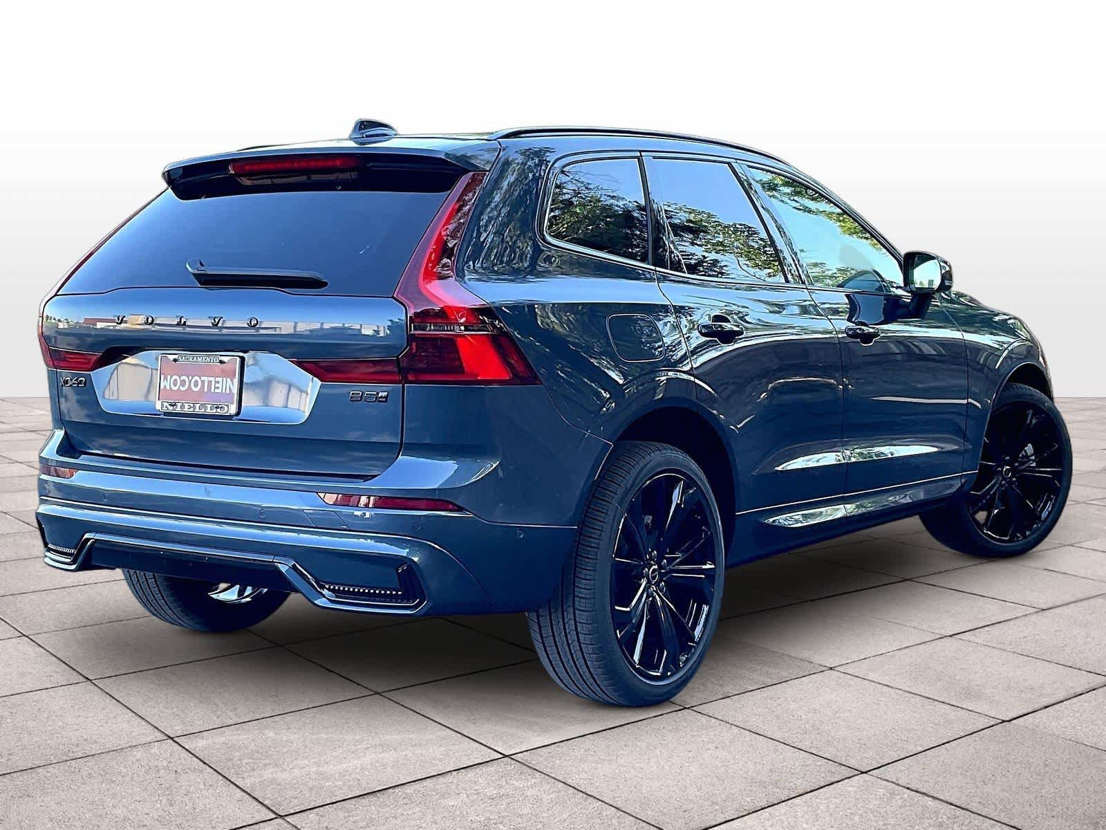 New 2026 Volvo XC60 B5 Ultra w/ Climate Package AWD/4WD image 4