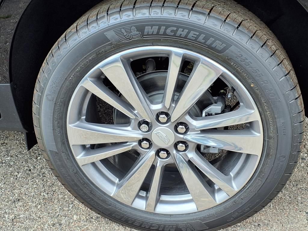 New 2025 Cadillac XT5 Premium Luxury w/ LPO, Floor Liner Package image 7