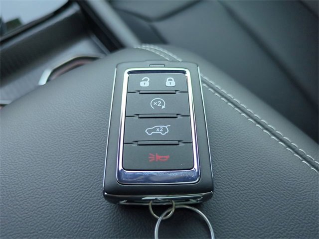 New 2026 Jeep Grand Cherokee Limited image 30