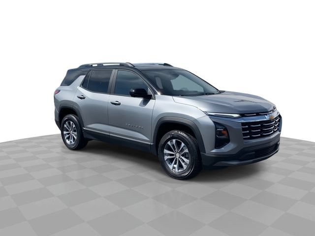 Used 2025 Chevrolet Equinox LT w/ Safety and Technology Package FWD image 2