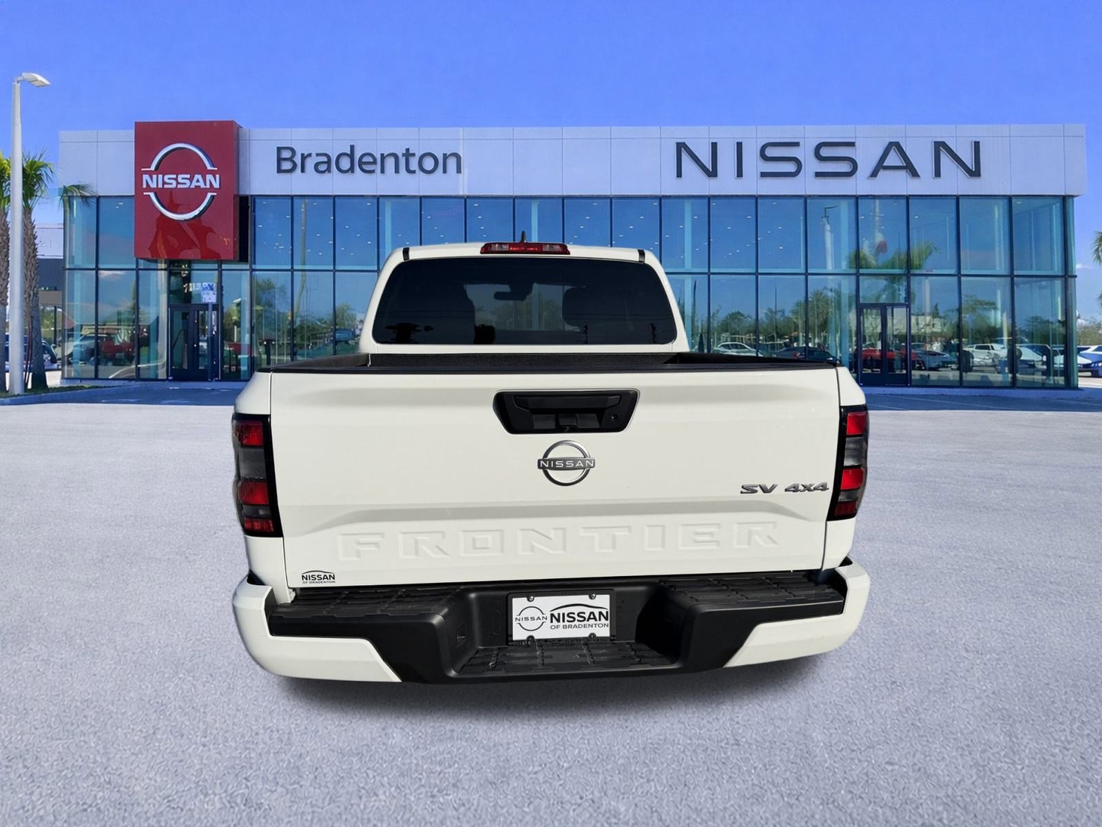 Certified 2024 Nissan Frontier SV image 6