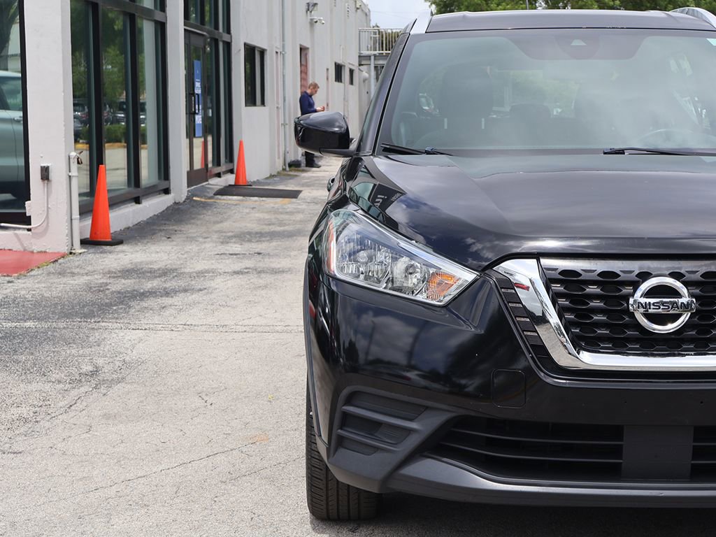Used 2020 Nissan Kicks SV FWD image 10