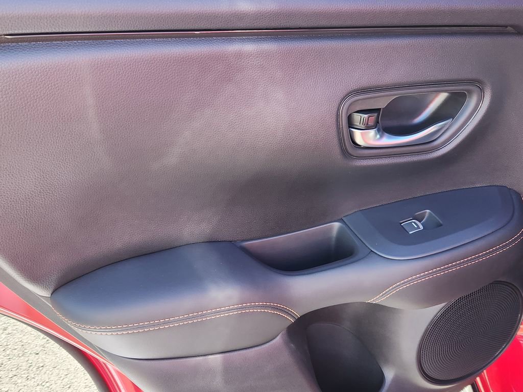 Used 2025 Honda HR-V Sport image 13