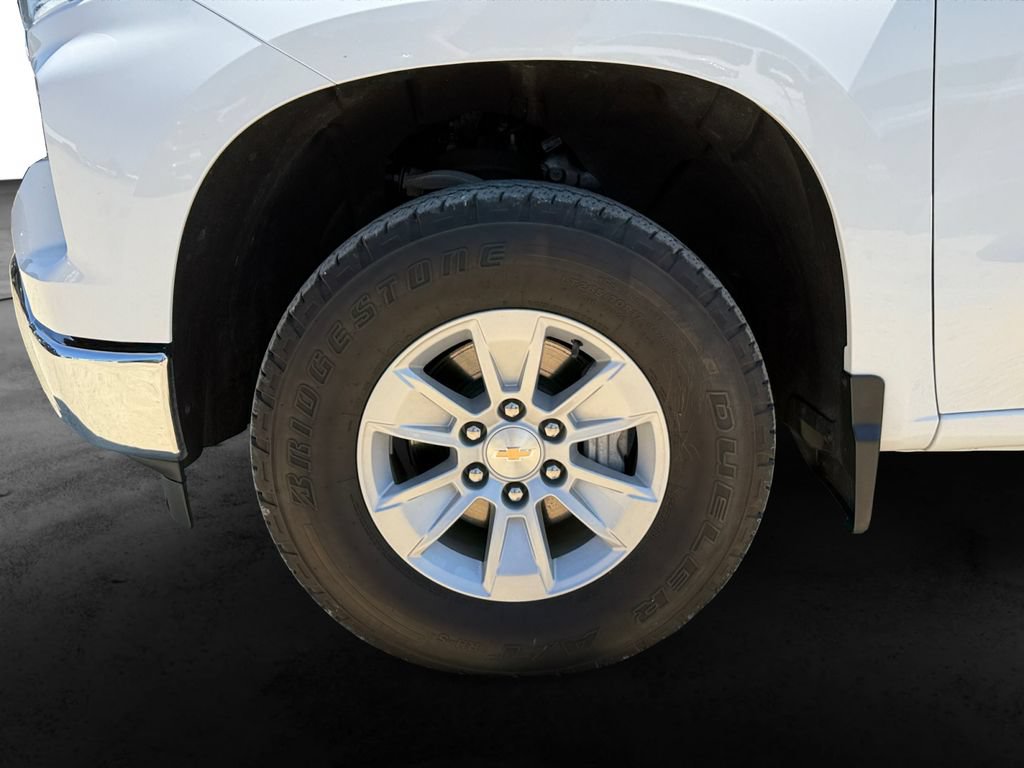Used 2025 Chevrolet Silverado 1500 LT w/ Work Truck Package AWD/4WD image 8
