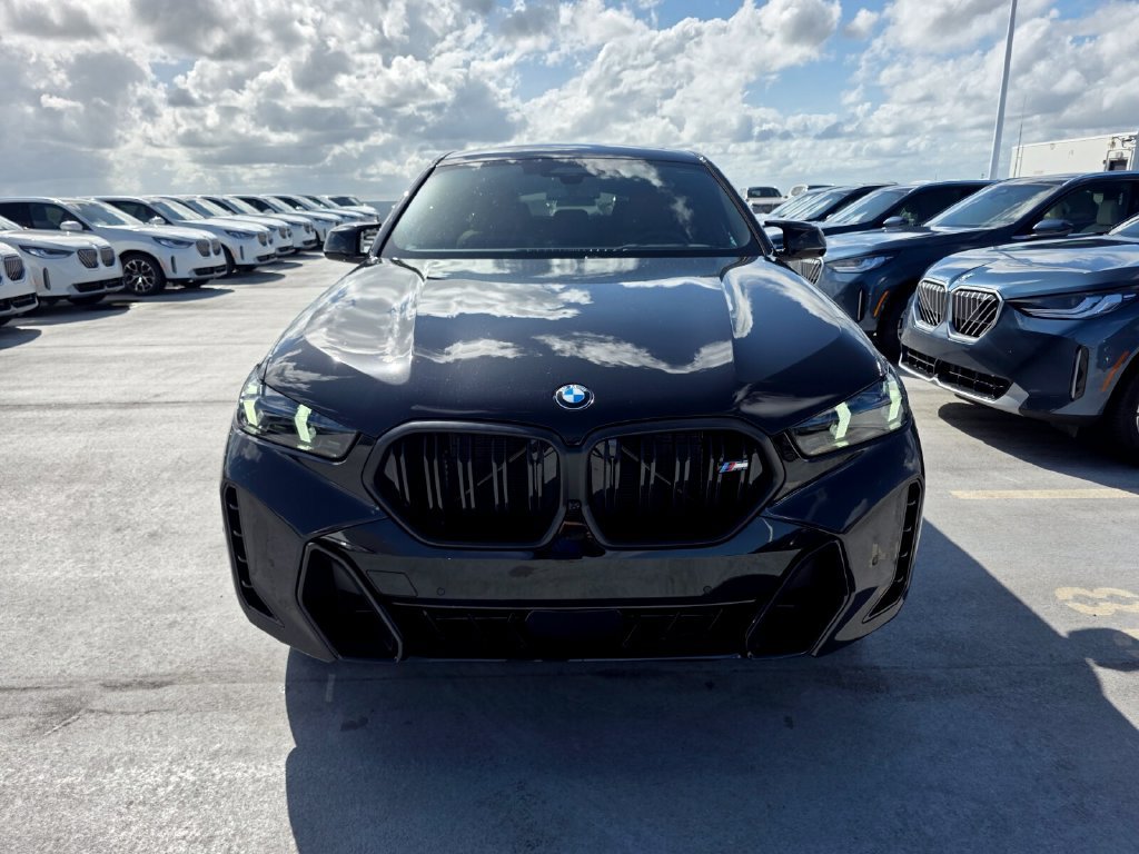 New 2027 BMW X6 M60i AWD/4WD image 2