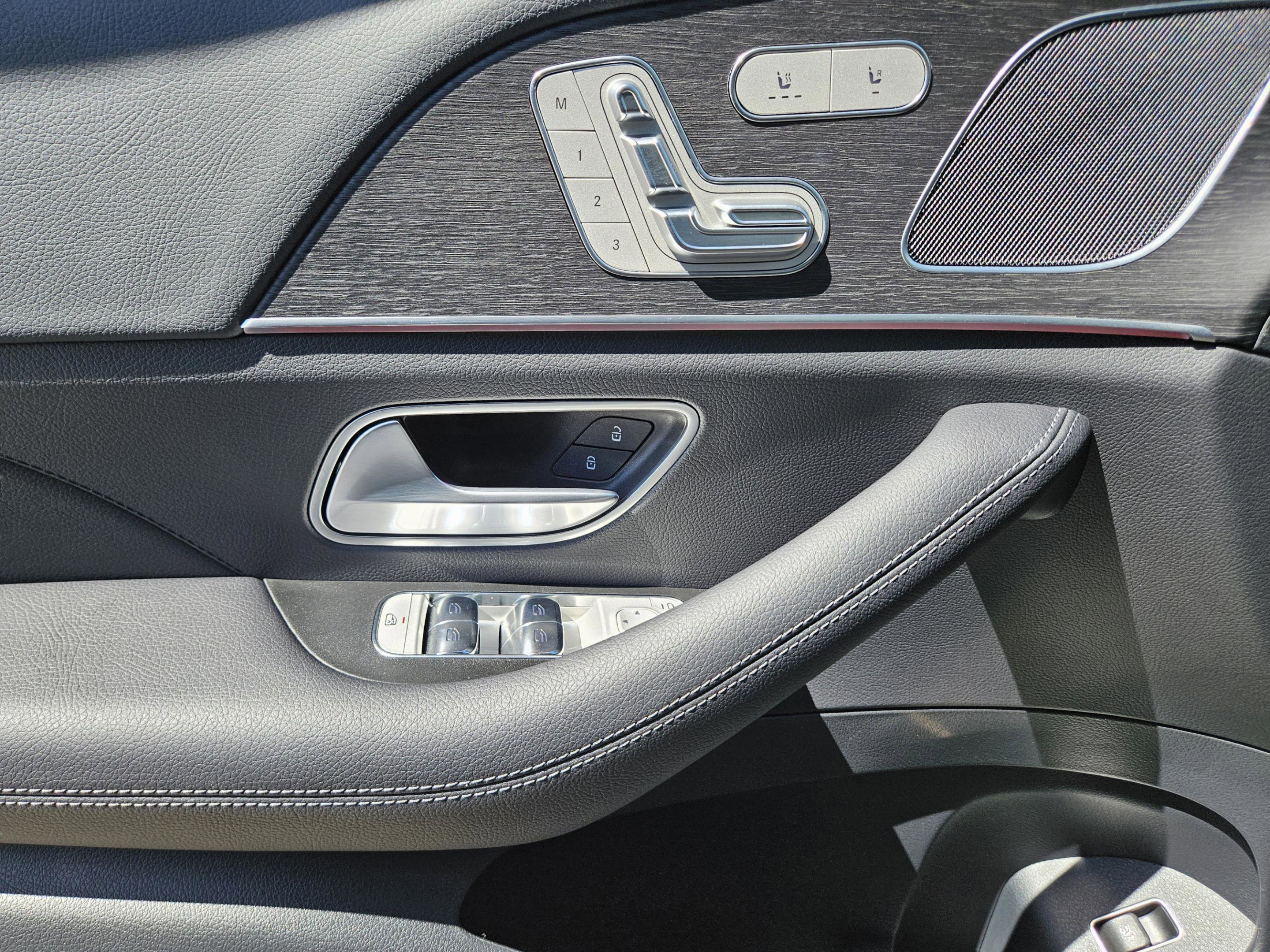 Certified 2026 Mercedes-Benz GLE 350 4MATIC image 23