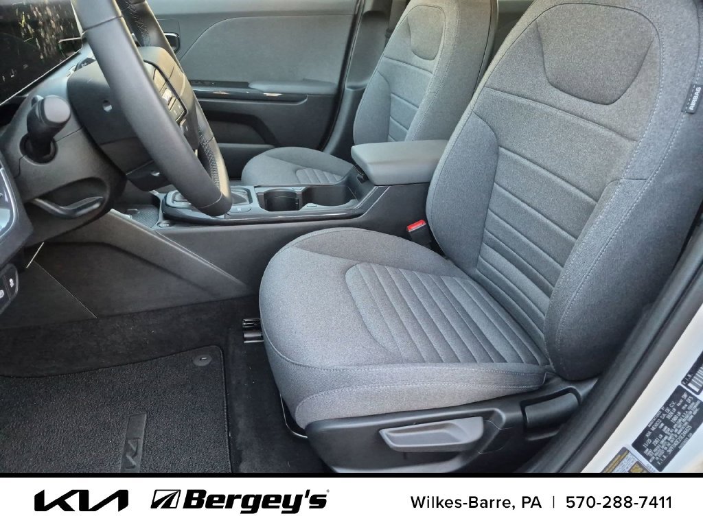 Certified 2025 Kia K4 EX FWD image 20