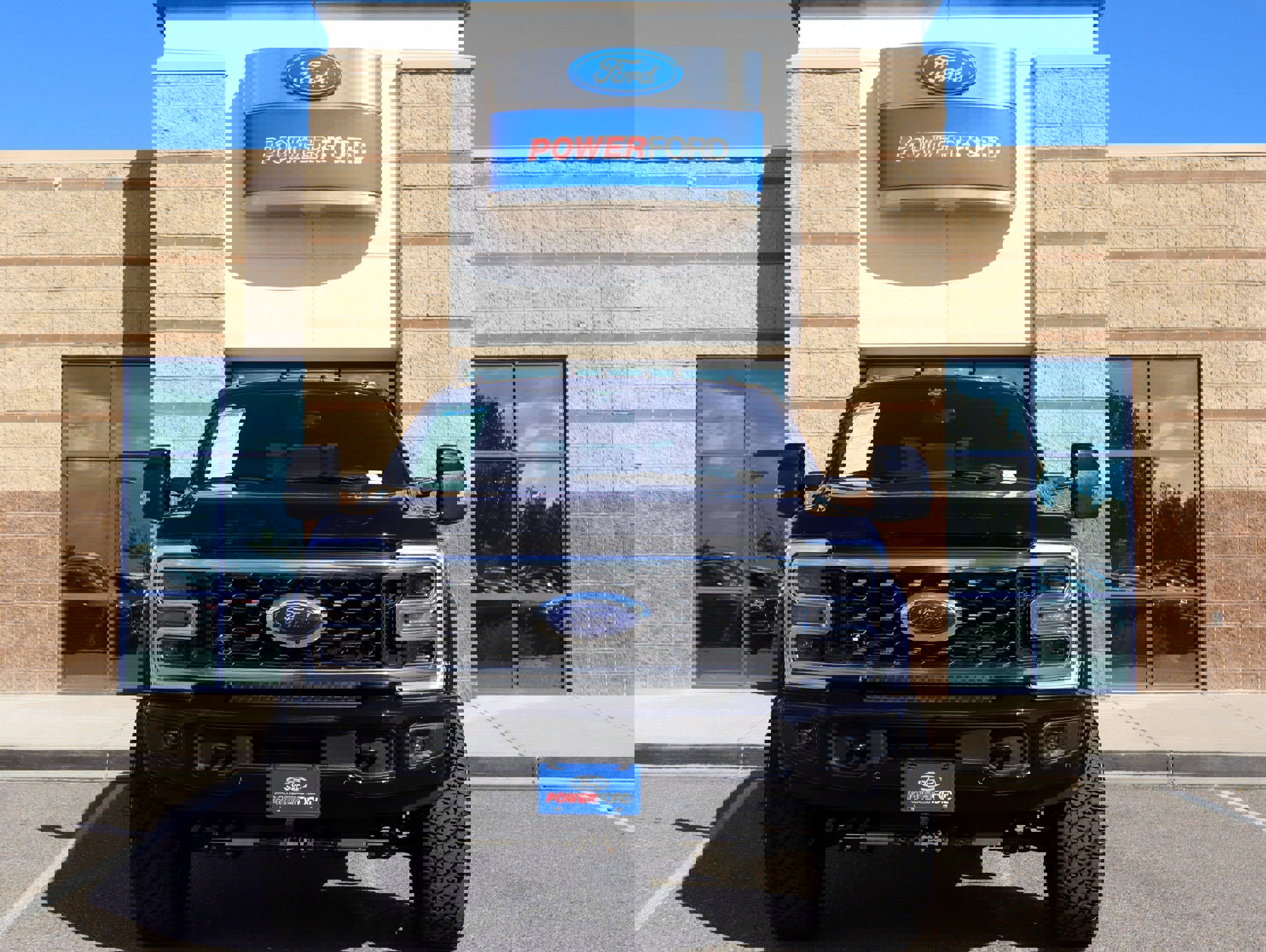 Used 2025 Ford F450 Platinum image 3