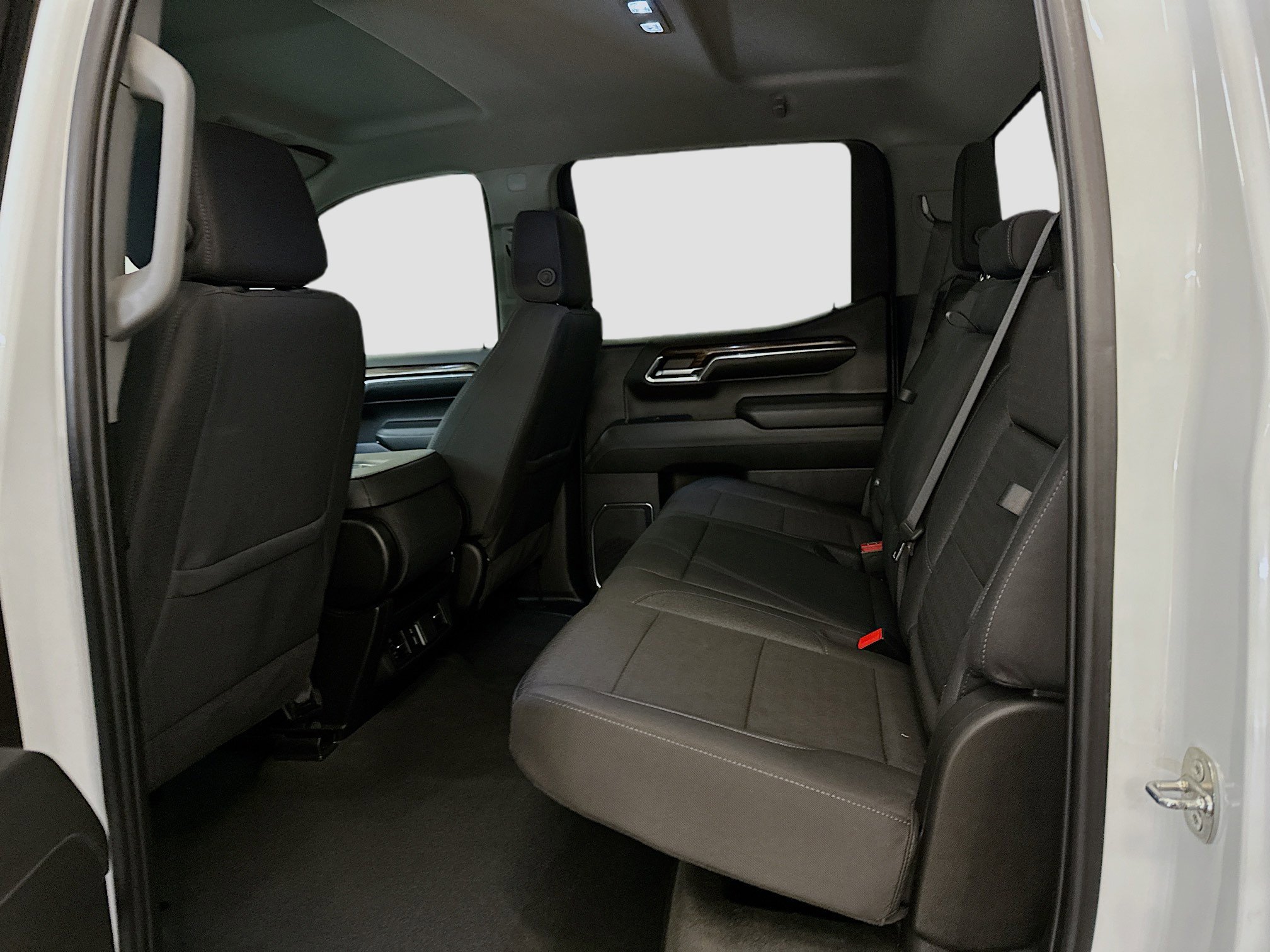 Used 2024 GMC Sierra 1500 Elevation image 29