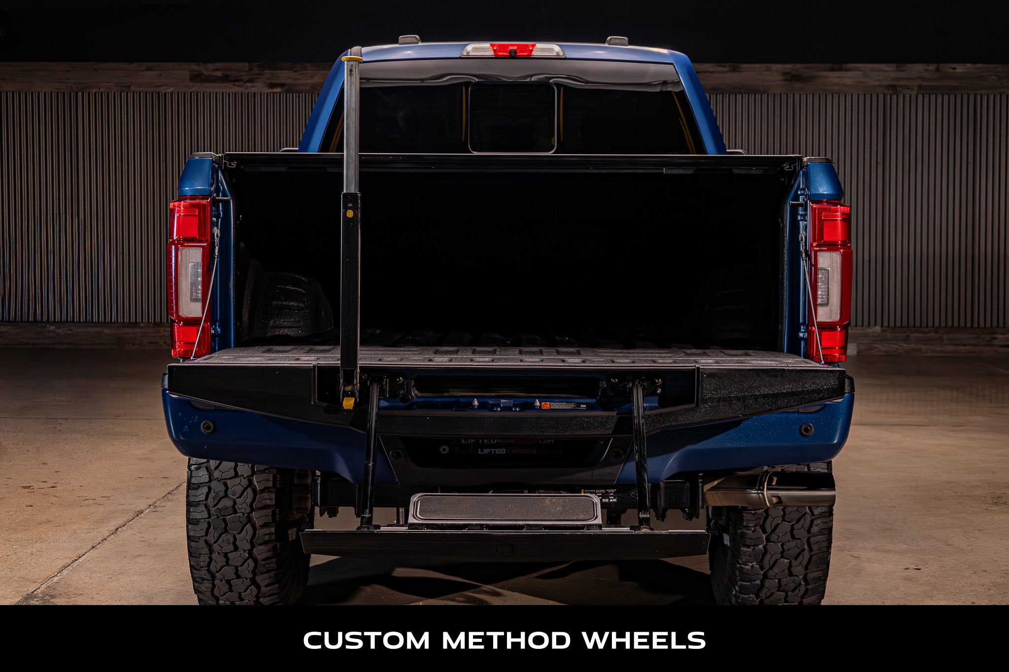 Used 2022 Ford F350 Lariat w/ Tremor Off-Road Package image 8