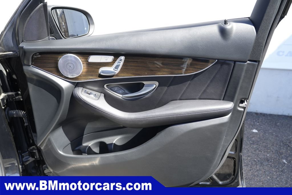 Used 2018 Mercedes-Benz GLC 300 4MATIC Coupe image 35