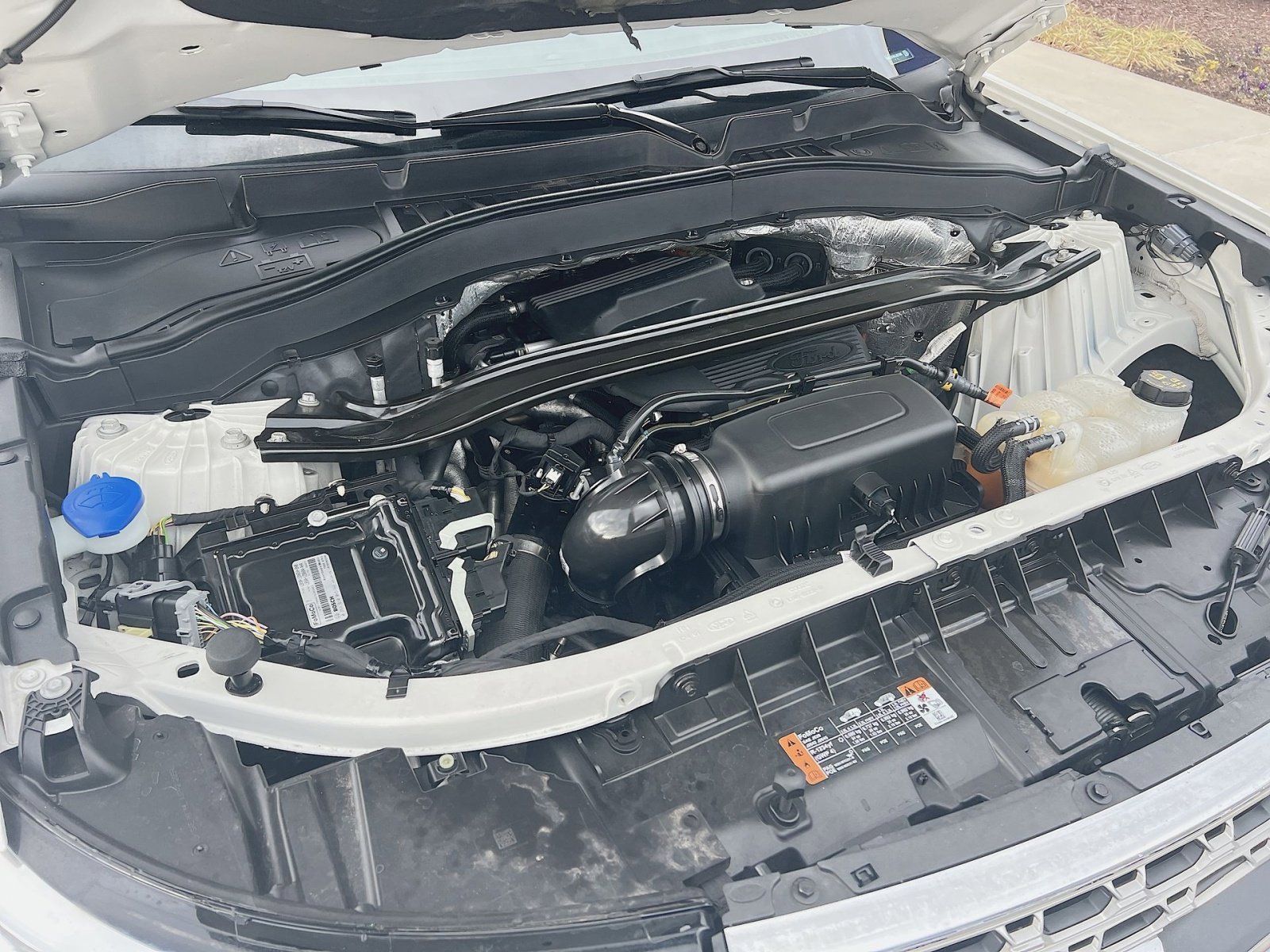 Used 2020 Ford Explorer Limited image 28