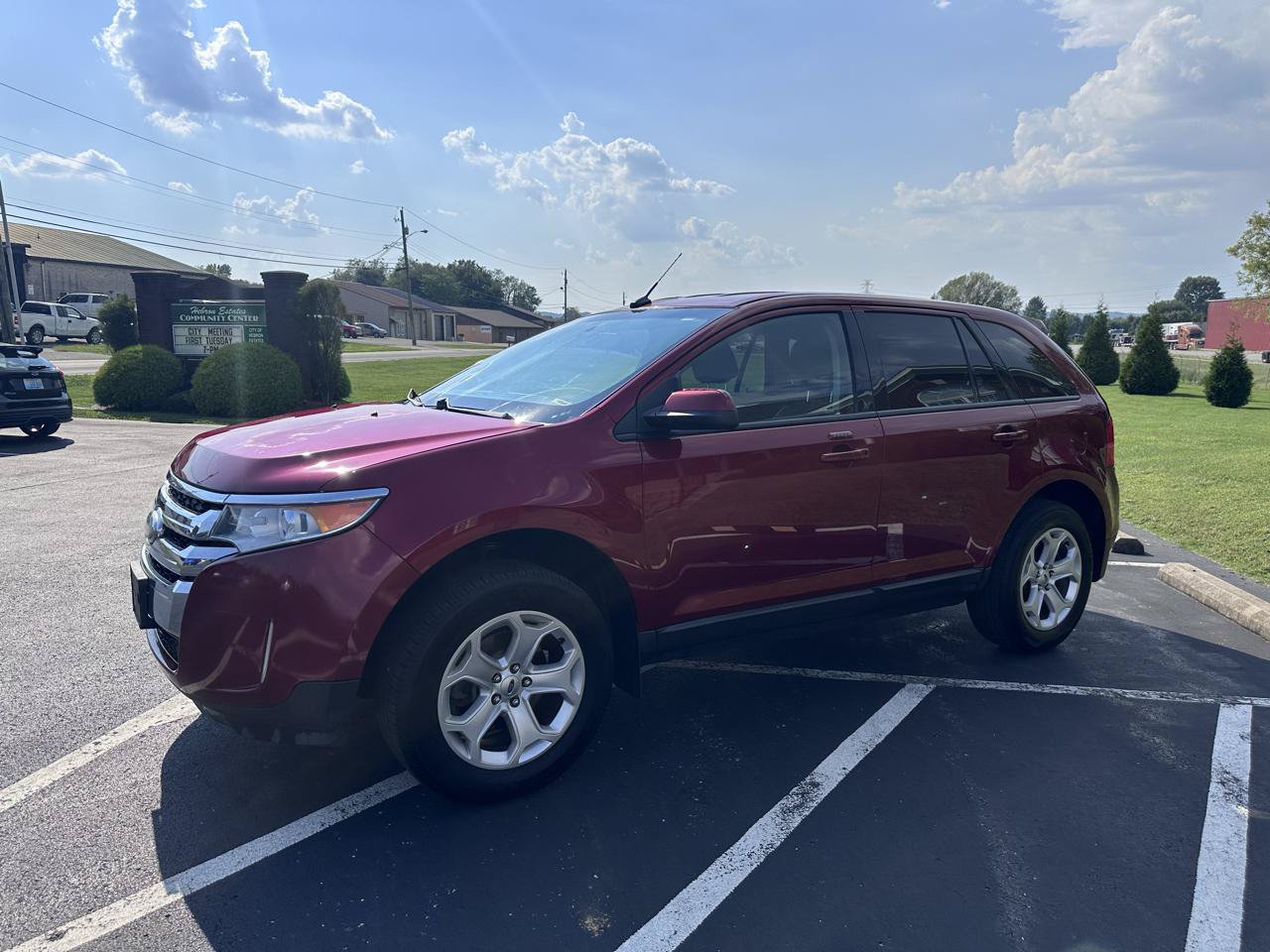 Used 2013 Ford Edge SEL FWD image 3