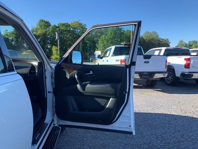 Used 2021 Nissan Armada SL w/ Captain's Chairs Package RWD image 14