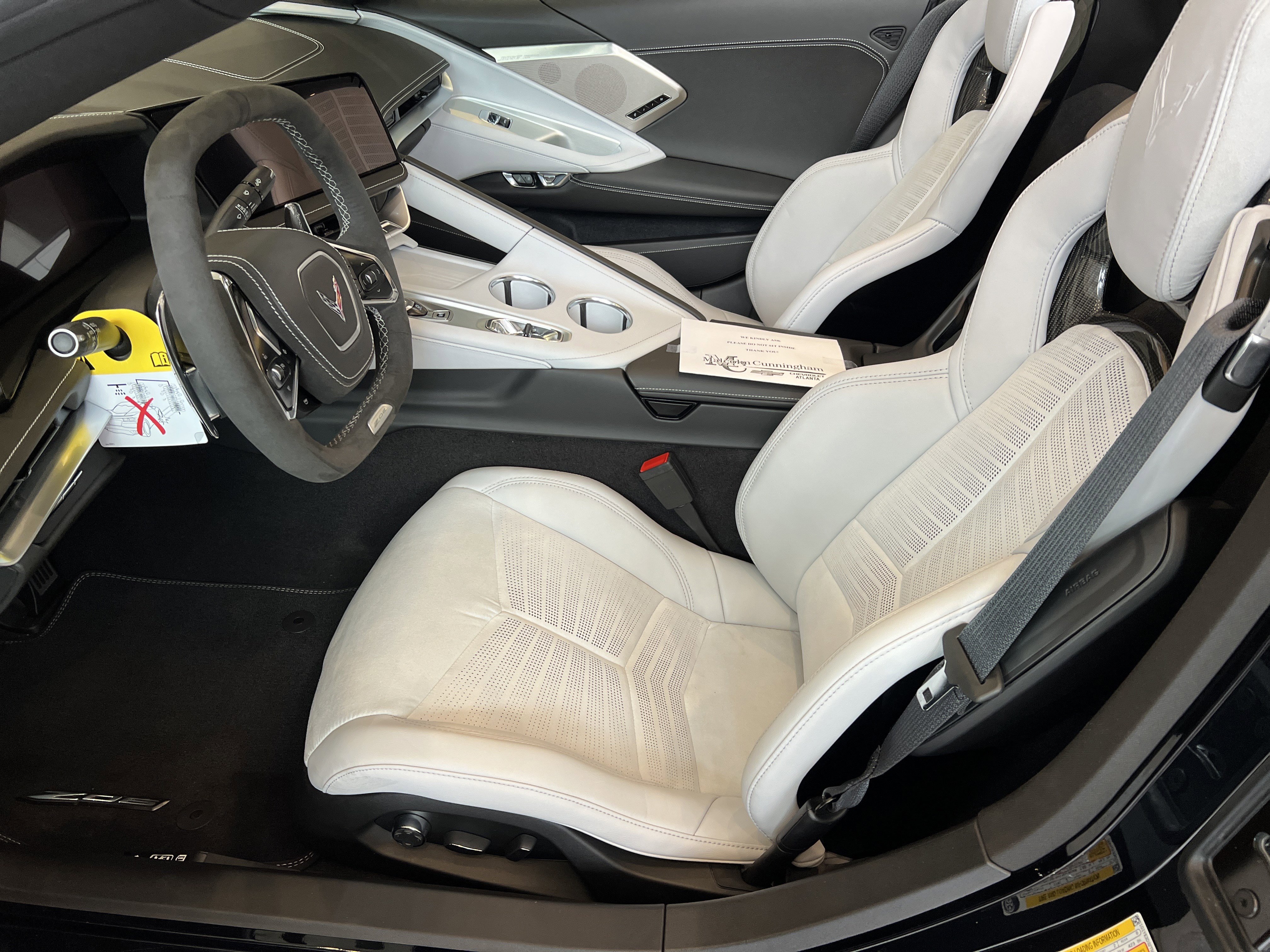 New 2026 Chevrolet Corvette Z06 w/ LPO, Roadside Safety Package image 9