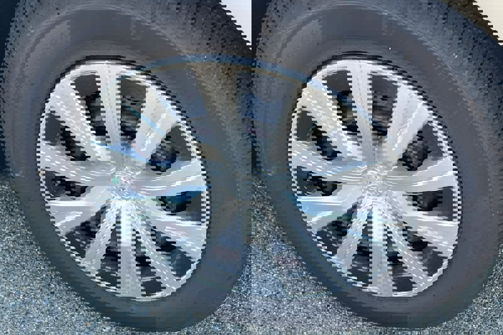 Used 2022 Toyota Camry LE image 18