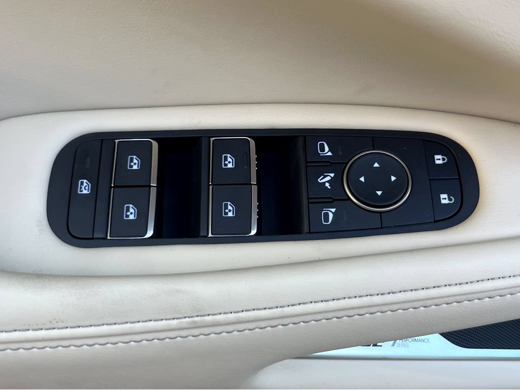 New 2025 INFINITI QX60 Luxe w/ Lighting Package (N94) FWD image 19