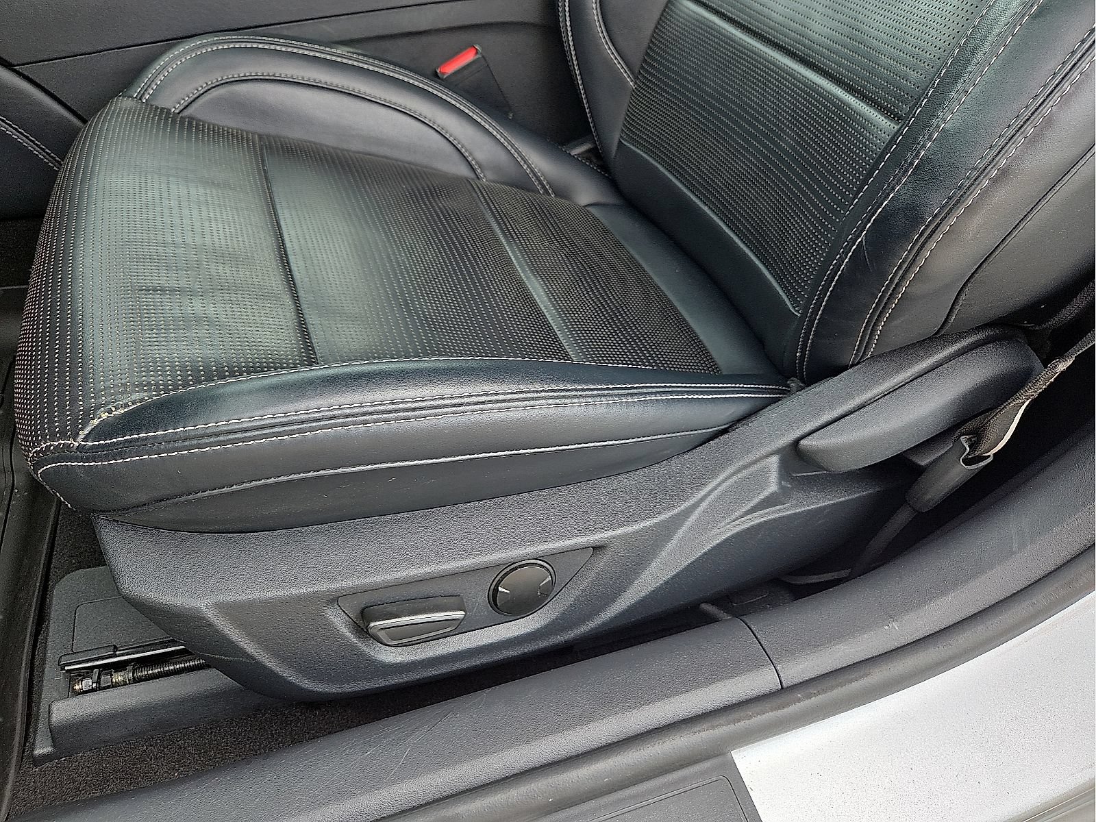 Used 2024 Ford Mustang GT Premium RWD image 14