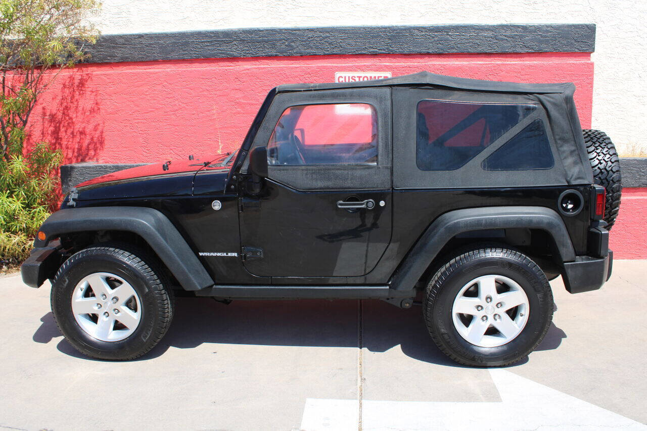 Used 2008 Jeep Wrangler Rubicon image 2