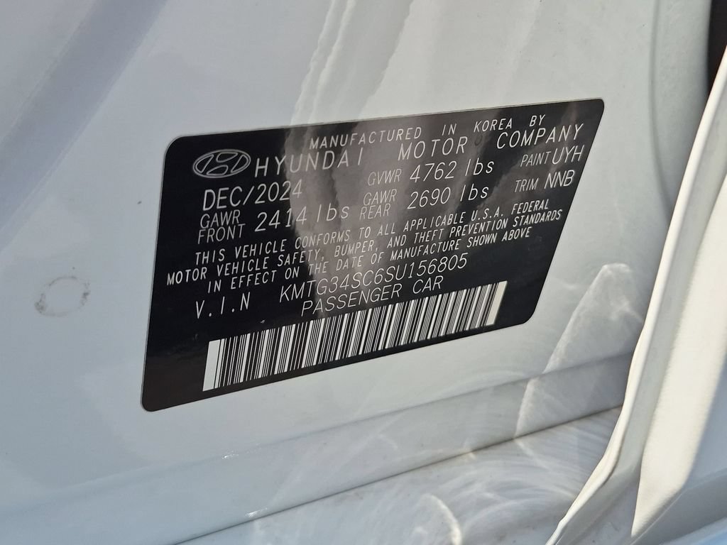 Used 2025 Genesis G70 2.5T RWD image 36