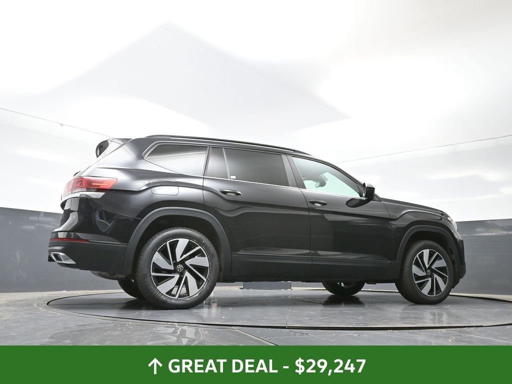 Used 2024 Volkswagen Atlas SE image 48