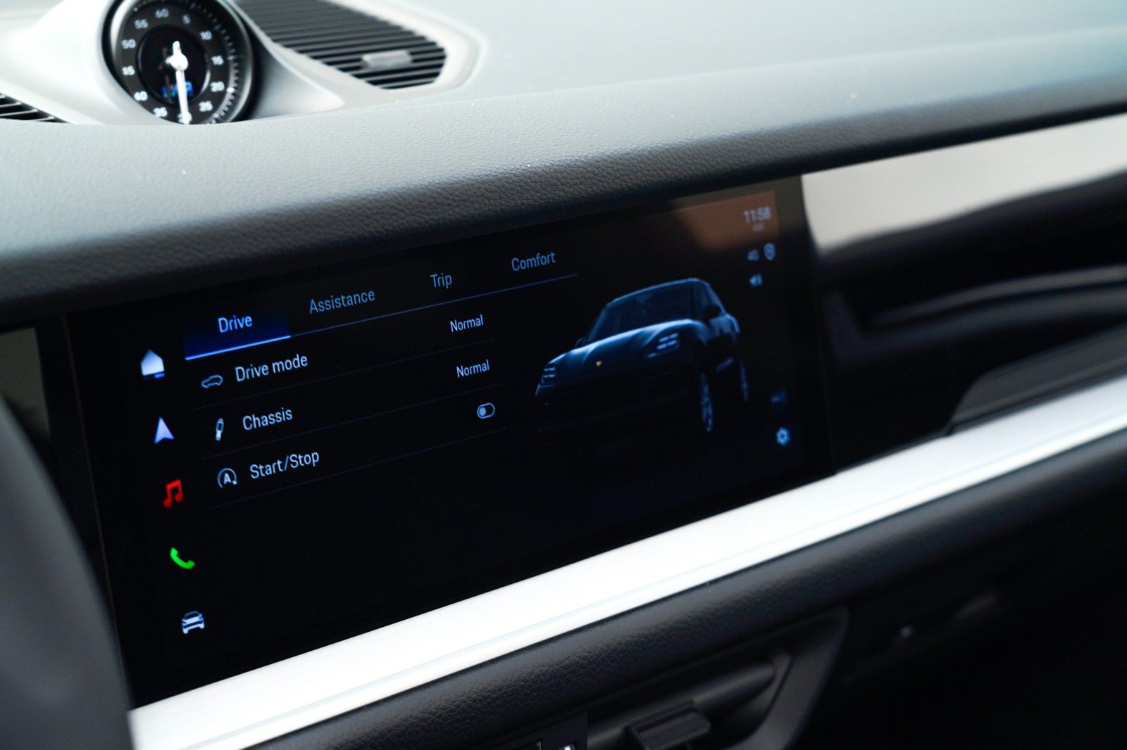 Certified 2026 Porsche Cayenne AWD/4WD image 27