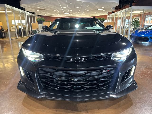 Used 2021 Chevrolet Camaro ZL1 image 3