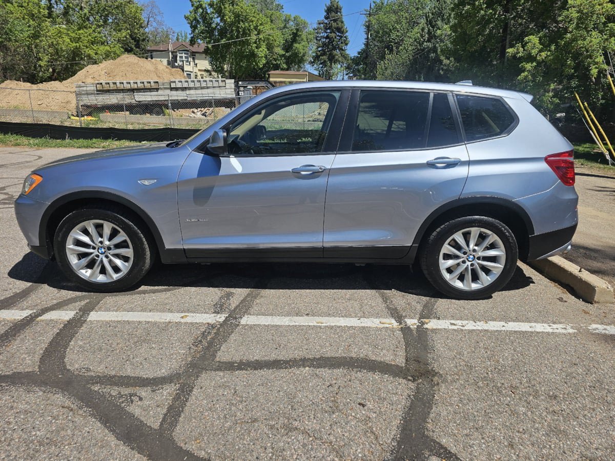 Used 2014 BMW X3 xDrive28i AWD/4WD image 2