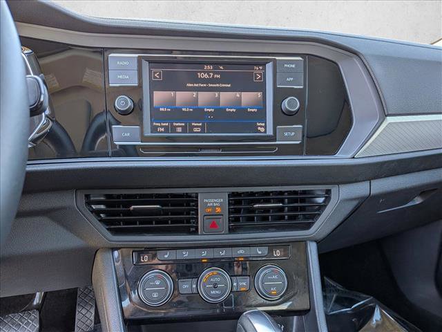 Used 2019 Volkswagen Jetta SE image 13