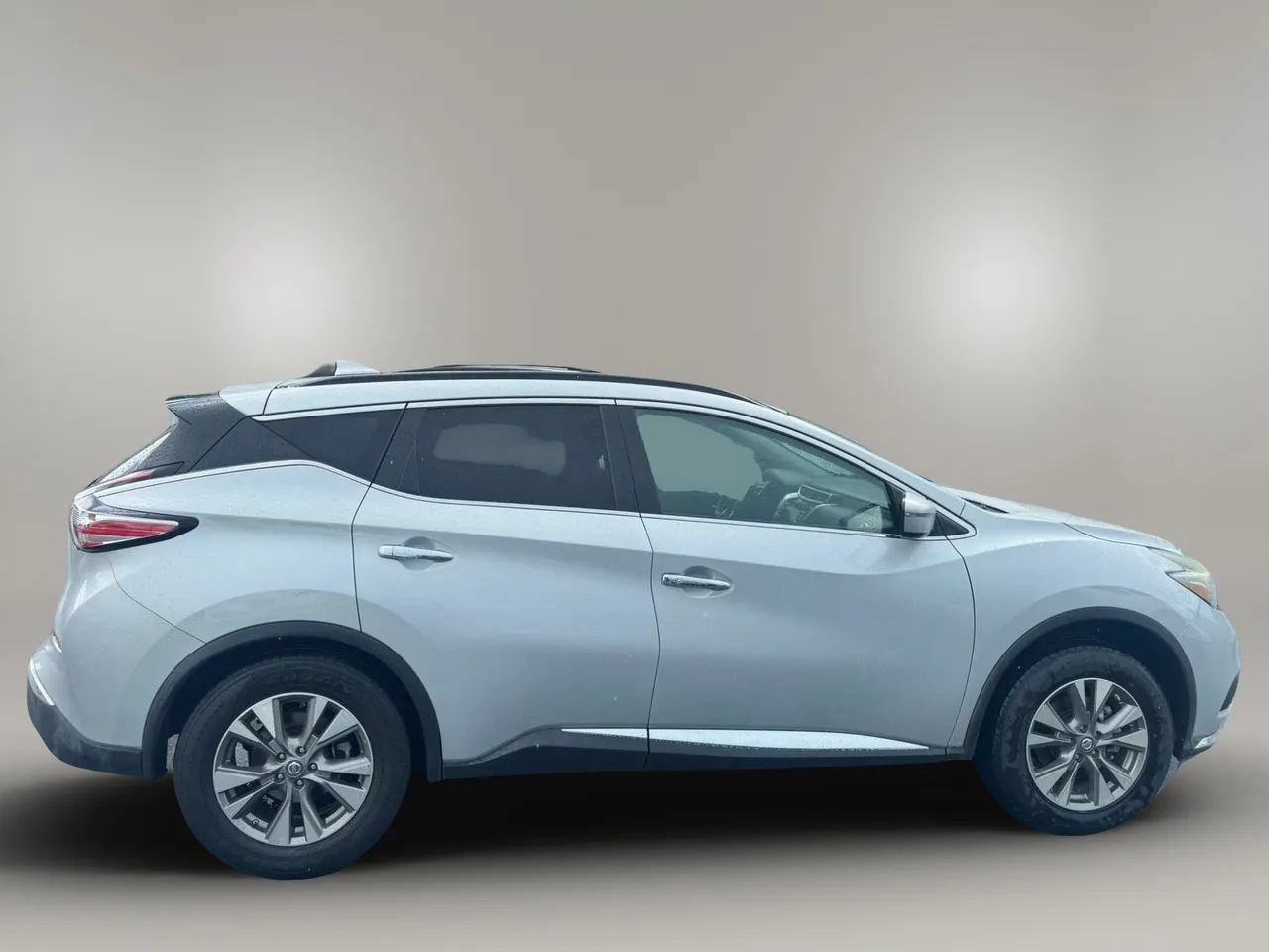 Used 2018 Nissan Murano SV FWD image 5