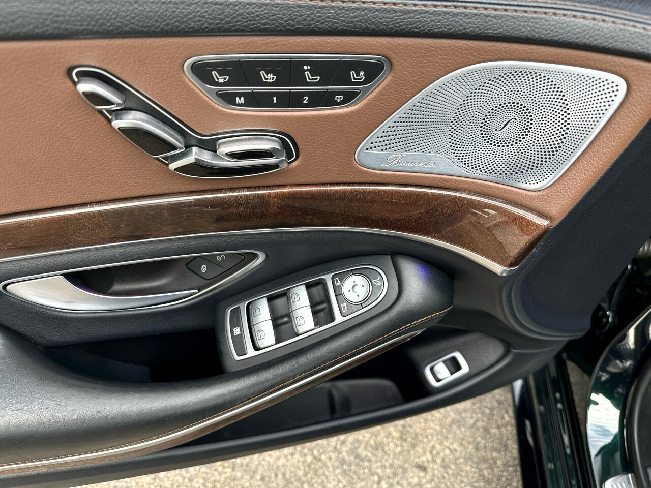 Used 2018 Mercedes-Benz S 63 AMG AMG S 63 4MATIC Sedan w/ Driver Assistance Package image 16