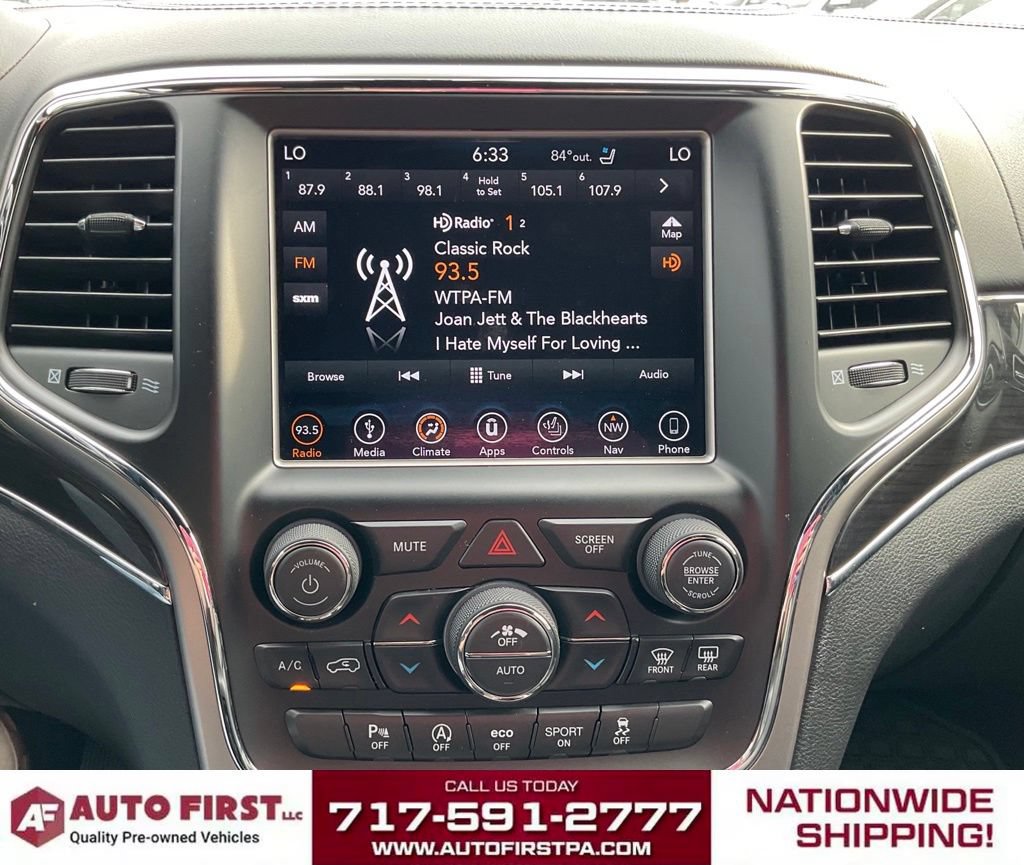 Used 2018 Jeep Grand Cherokee Overland AWD/4WD image 21
