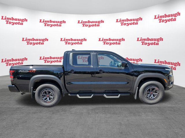 Used 2025 Nissan Frontier PRO-4X AWD/4WD image 2