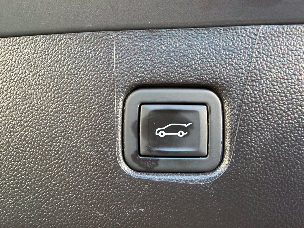 Used 2024 Chevrolet Blazer LT w/ LPO, Floor Liner Package AWD/4WD image 11