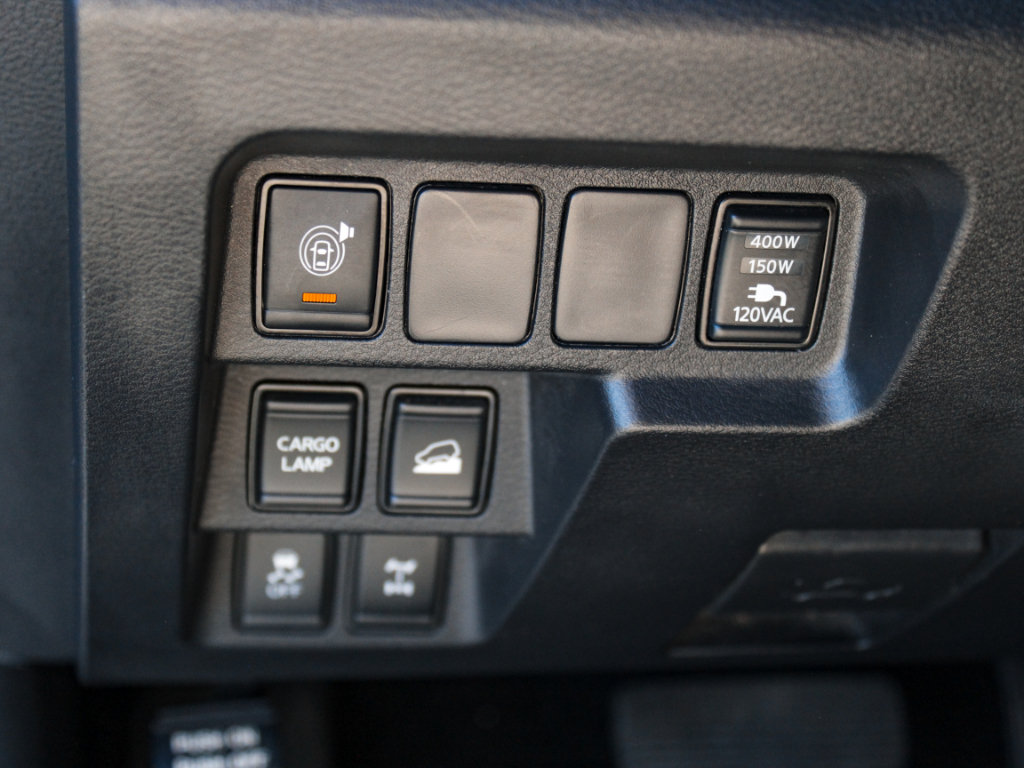Used 2023 Nissan Frontier PRO-4X w/ Pro Convenience Package AWD/4WD image 14