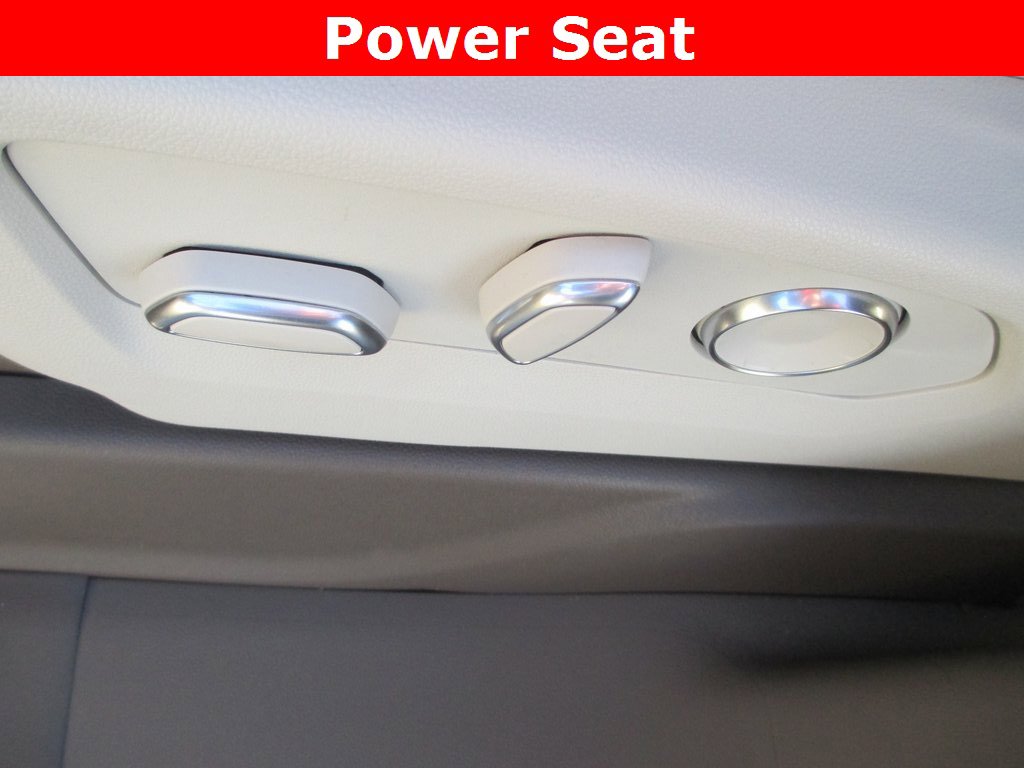 Certified 2025 GMC Yukon Denali w/ Denali Reserve Package image 29