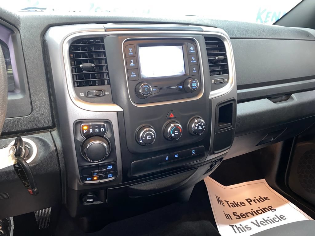 Used 2022 RAM 1500 Warlock AWD/4WD image 22