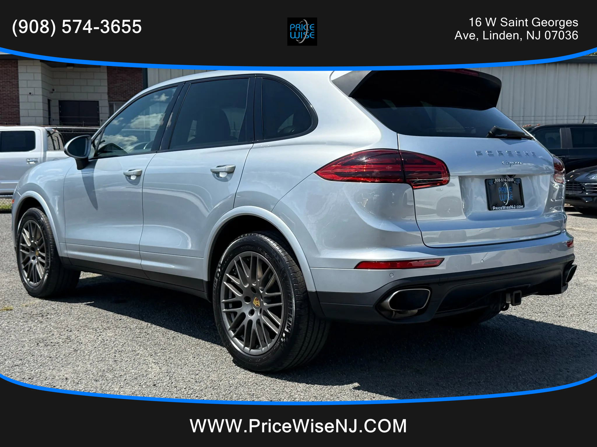 Used 2017 Porsche Cayenne Platinum Edition image 4