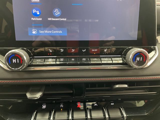 Certified 2024 Chevrolet Colorado Z71 w/ Z71 Convenience Package 2 image 7