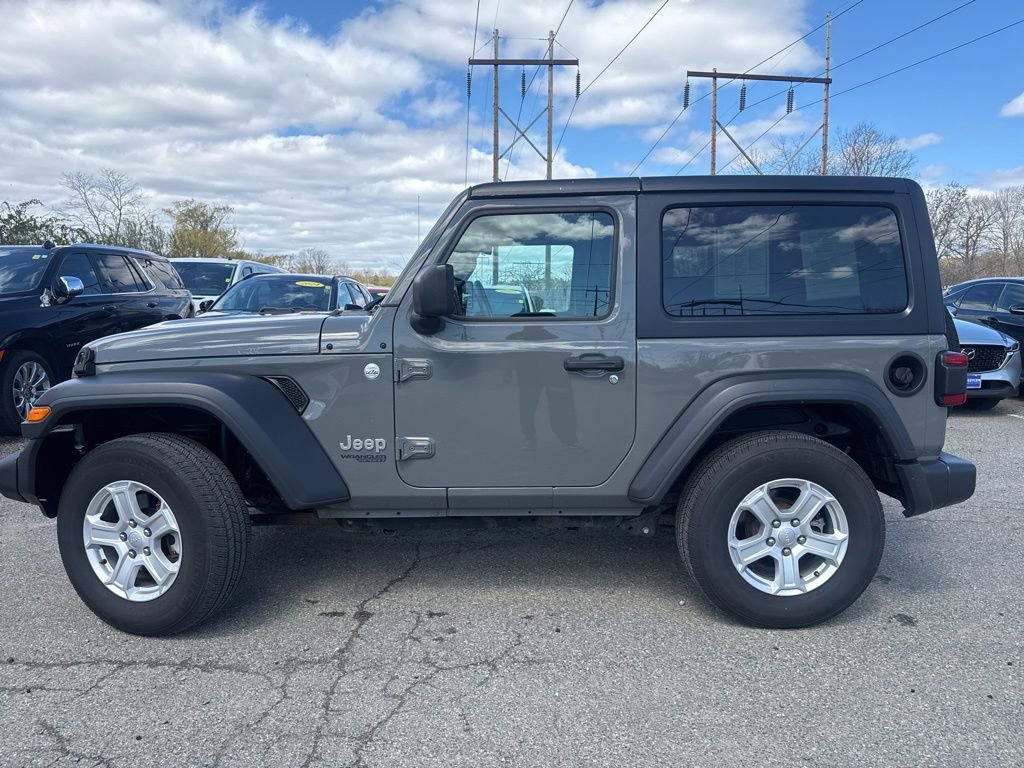 Used 2018 Jeep Wrangler Sport AWD/4WD image 8