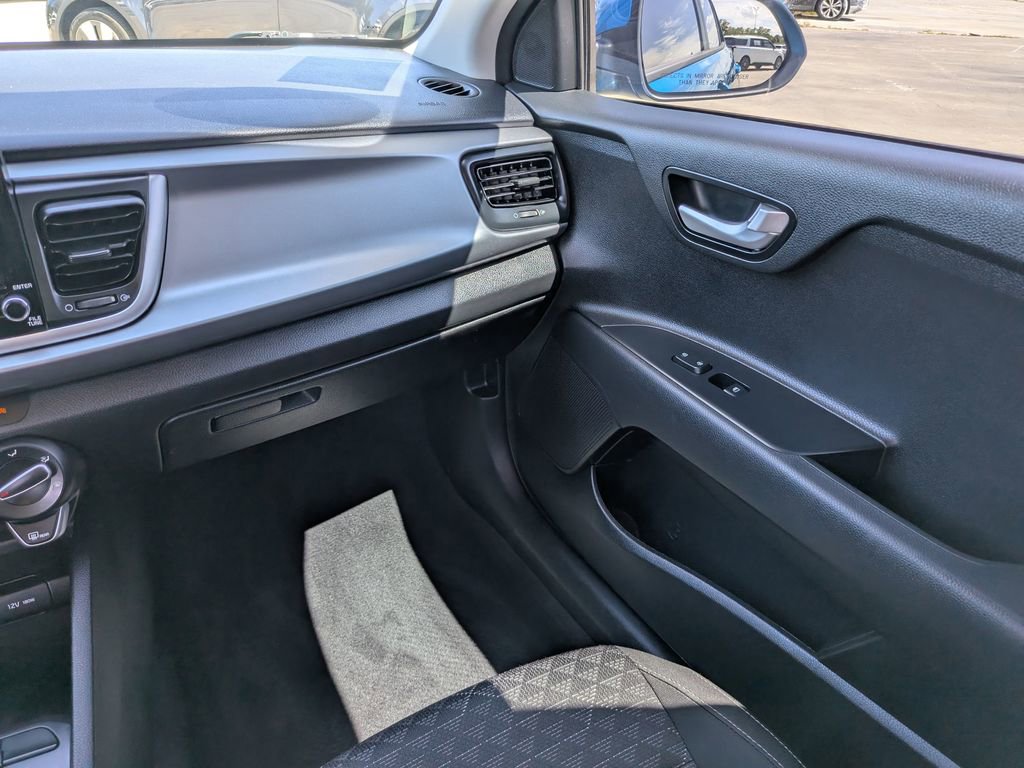 Certified 2022 Kia Rio S FWD image 15