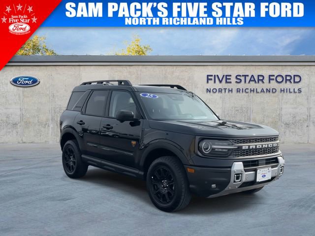 Used 2025 Ford Bronco Sport Badlands image 2