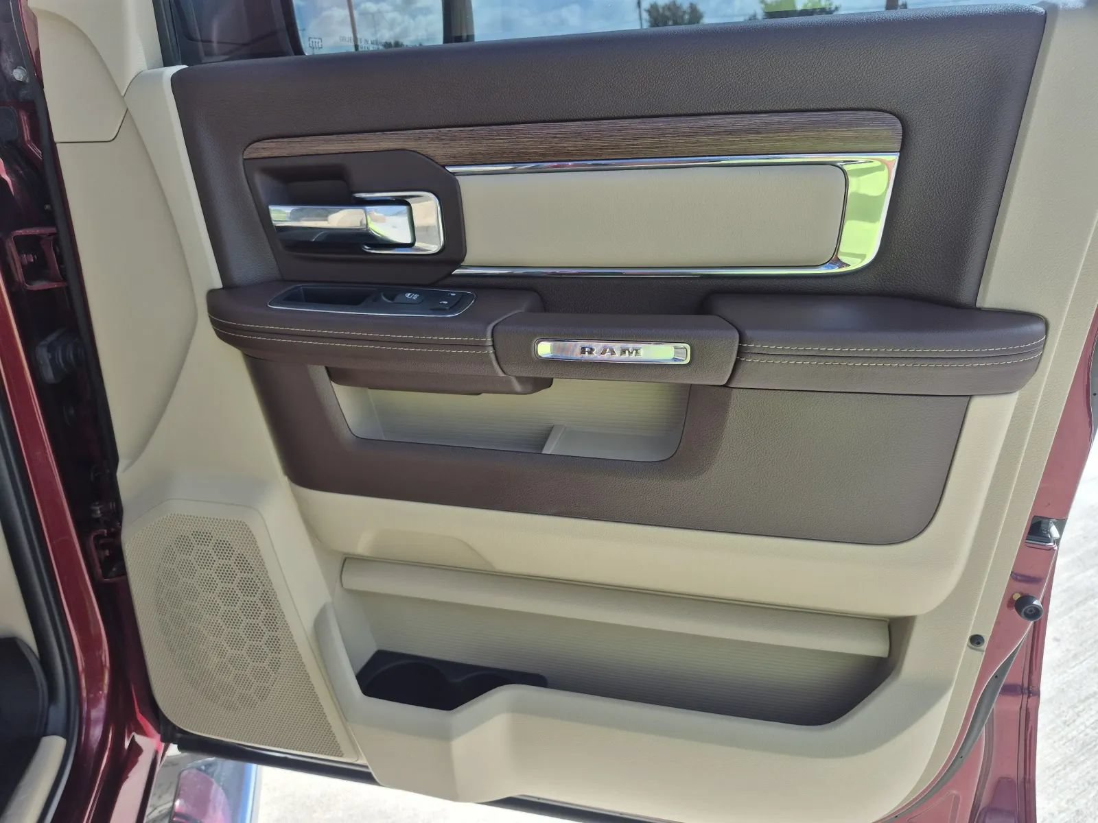 Used 2018 RAM 2500 Laramie AWD/4WD image 20