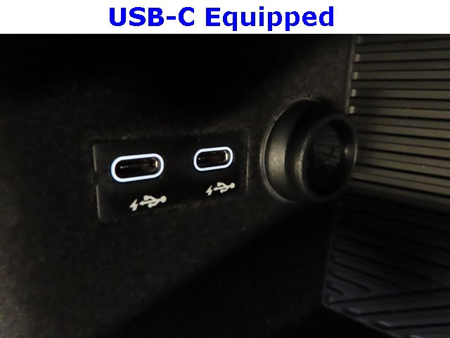 Used 2025 BMW 740i image 19