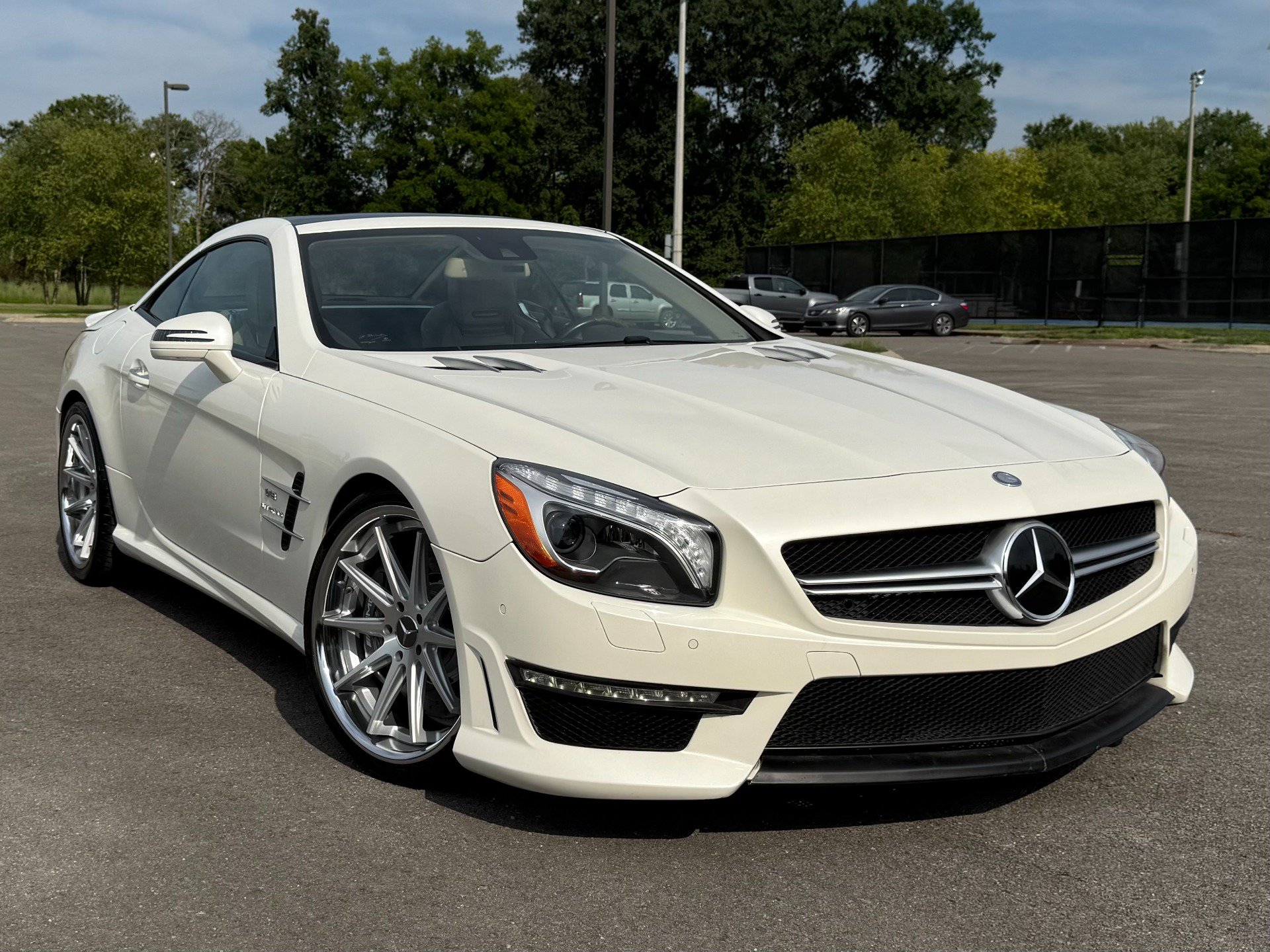 Used 2013 Mercedes-Benz SL 63 AMG image 15