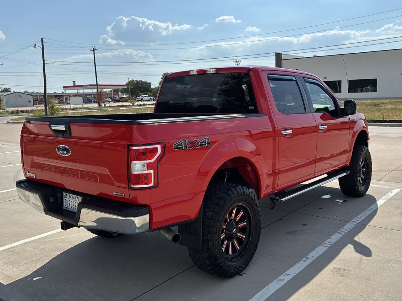 Used 2019 Ford F150 XLT w/ Equipment Group 301A Mid AWD/4WD image 10