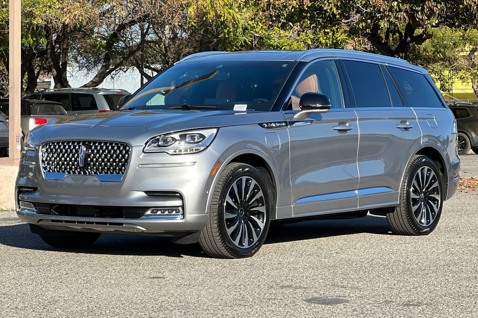 Certified 2023 Lincoln Aviator Black Label Grand Touring w/ Class IV Trailer Tow Package image 8