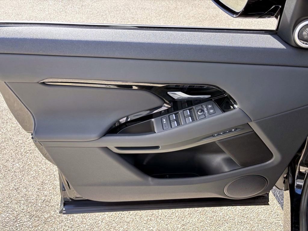 Certified 2026 Land Rover Range Rover Evoque S image 11